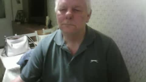 Snapshot of ray47 chatting on September 2025 11:10:02 PM ray47 online show from September 2025 11:10:02 PM