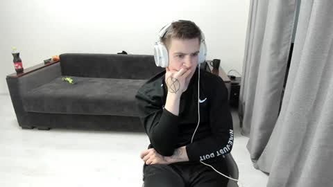 Ray online show from April 2026 04:08:01 PM