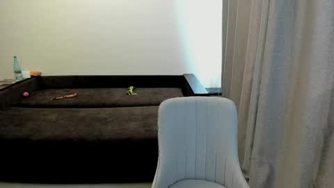 Ray online show from April 2026 07:00:02 AM