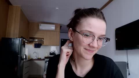 Ray-Ray online show from February 2026 03:22:01 AM