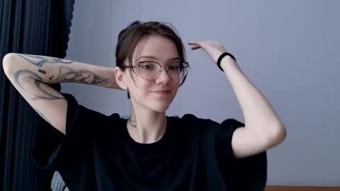 Ray-Ray online show from March 2026 02:17:02 AM