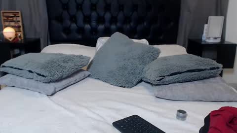 Ray online show from February 2025 12:14:01 AM