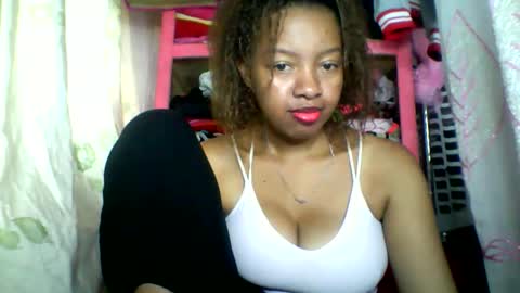 Snapshot of rayana_69 chatting on May 2026 01:27:02 PM rayana_69 online show from May 2026 01:27:02 PM