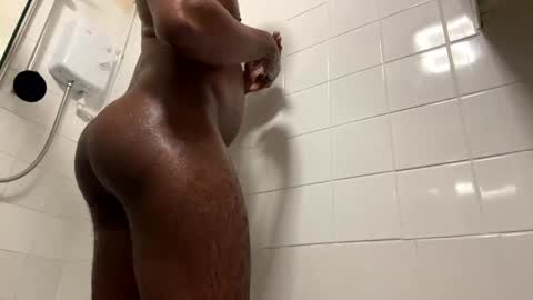 Snapshot of raydick1919 chatting on January 2025 06:06:01 PM Raydick online show from January 2025 06:06:01 PM