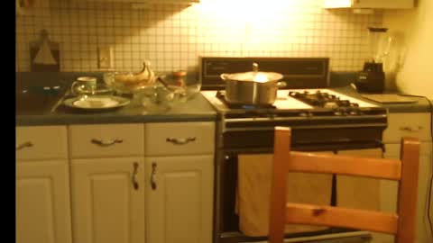 Ray online show from February 2025 12:04:02 PM