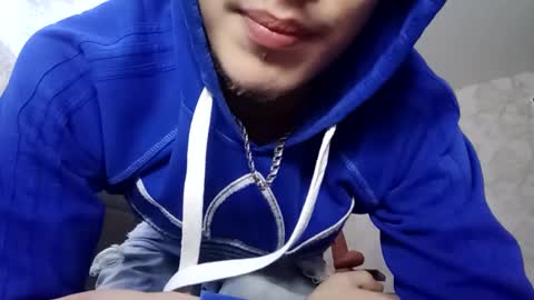 Snapshot of raymartino chatting on February 2025 08:22:01 PM RayMartino online show from February 2025 08:22:01 PM