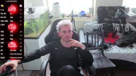 Rayzel online show from April 2026 11:57:01 AM