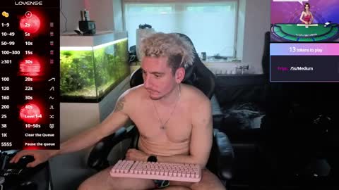 Rayzel online show from June 2026 07:30:02 PM