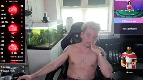 Rayzel online show from June 2026 01:33:01 PM