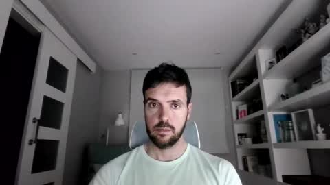 Snapshot of rbaggio24 chatting on May 2026 01:14:01 AM rbaggio24 online show from May 2026 01:14:01 AM