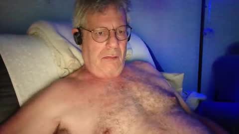 mickey95003 online show from April 2026 01:55:01 AM