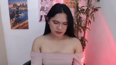 Snapshot of ready2care4youbabe chatting on November 2025 08:07:01 PM Beth online show from November 2025 08:07:01 PM