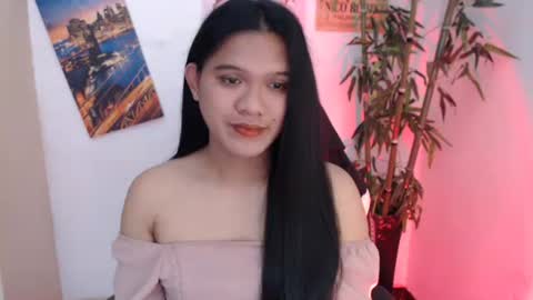 Snapshot of ready2care4youbabe chatting on November 2025 08:19:02 PM Beth online show from November 2025 08:19:02 PM