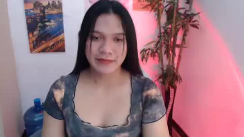 Snapshot of ready2care4youbabe chatting on December 2025 06:23:01 PM Beth online show from December 2025 06:23:01 PM