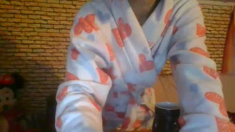 Snapshot of real_coupl3 chatting on November 2025 06:57:01 AM real_coupl3 online show from November 2025 06:57:01 AM