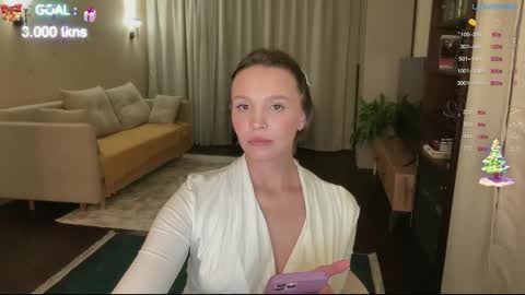 Snapshot of realsupermichael chatting on December 2024 10:00:02 PM AliceEve online show from December 2024 10:00:02 PM