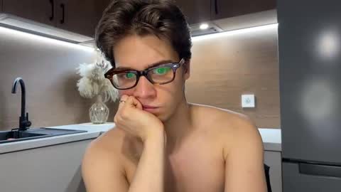 Snapshot of realsupermichael chatting on February 2025 10:10:02 PM AliceEve online show from February 2025 10:10:02 PM