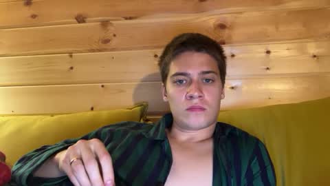 Snapshot of realsupermichael chatting on September 2025 07:29:01 PM AliceEve online show from September 2025 07:29:01 PM