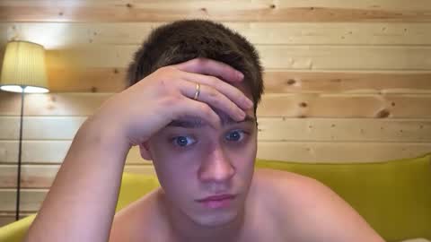 Snapshot of realsupermichael chatting on October 2025 05:09:01 PM AliceEve online show from October 2025 05:09:01 PM