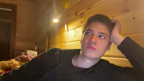 Snapshot of realsupermichael chatting on October 2025 07:47:01 PM AliceEve online show from October 2025 07:47:01 PM