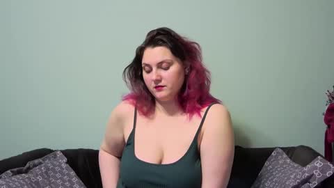 Snapshot of realsweet_goddess chatting on February 2025 03:31:01 AM Realsweet Goddess online show from February 2025 03:31:01 AM