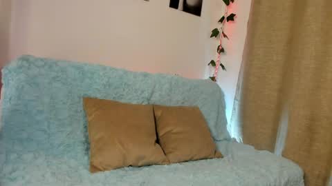 Rebeca Marchetti online show from April 2026 09:30:02 PM