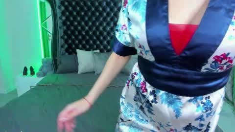 rebecca_diamonds online show from November 2025 06:02:02 AM
