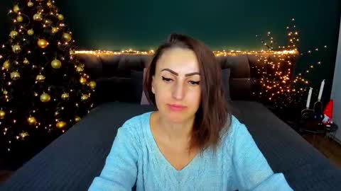 rebecca_diamonds online show from December 2025 07:03:01 AM