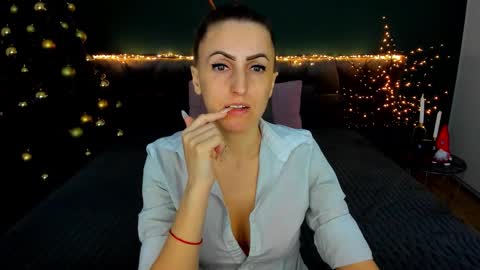 rebecca_diamonds online show from January 2026 07:13:02 AM