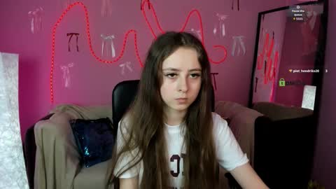 rebecca_smile_ online show from March 2026 01:15:01 PM