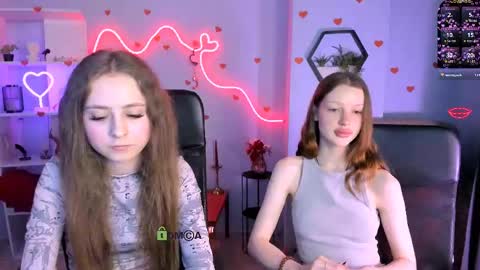 rebecca_smile_ online show from April 2026 07:18:01 PM