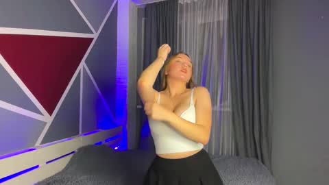 Snapshot of rebeccaeglitis chatting on October 2025 04:29:01 PM Rebecca online show from October 2025 04:29:01 PM