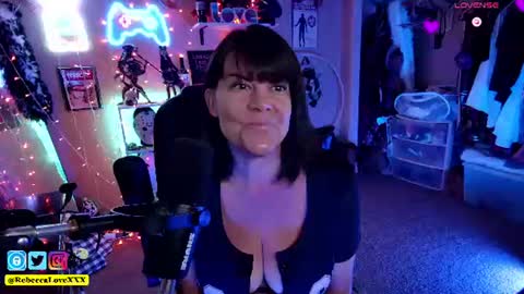 Rebecca Love online show from June 2026 08:52:02 PM