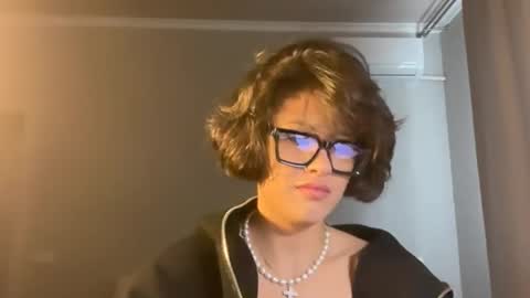 Rebecca online show from October 2025 12:06:02 PM