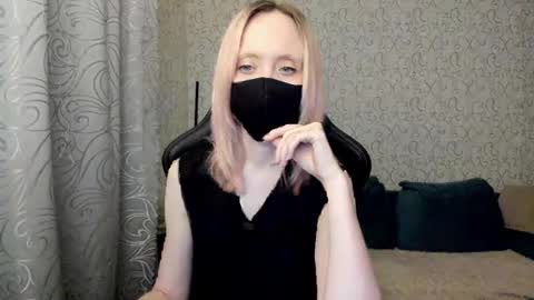 RebesaOlset online show from December 2024 05:36:02 PM