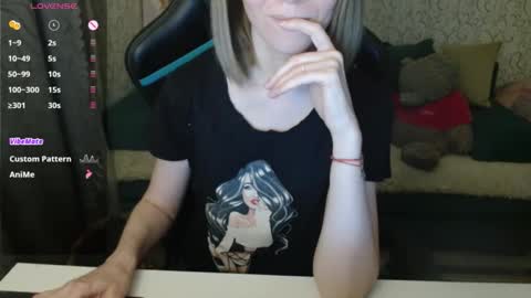 RebesaOlset online show from October 2025 03:41:01 PM