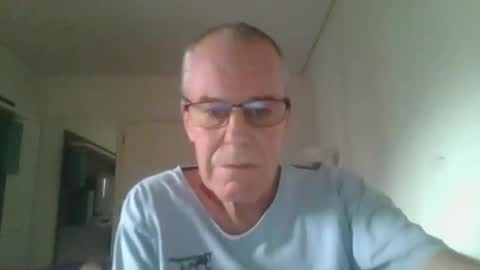 Snapshot of recasc chatting on December 2025 08:24:02 PM Rene online show from December 2025 08:24:02 PM