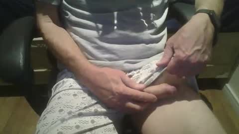 Snapshot of recasc chatting on December 2025 09:52:02 PM Rene online show from December 2025 09:52:02 PM