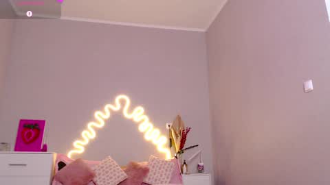 red__candy online show from December 2024 03:55:01 PM