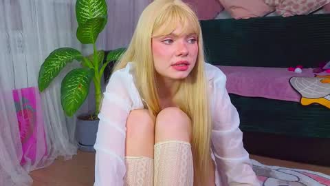 red__candy online show from April 2026 01:34:02 PM