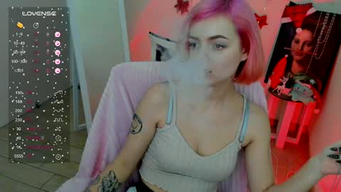 Snapshot of red_bestie_ chatting on January 2025 04:59:01 PM Bestie online show from January 2025 04:59:01 PM