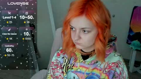 Snapshot of red_bestie_ chatting on November 2025 01:48:01 PM Bestie online show from November 2025 01:48:01 PM