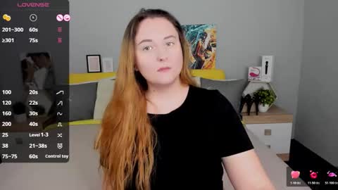 Lessy Fox online show from February 2026 06:22:02 PM