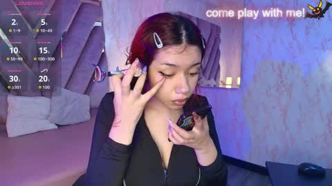 red_pandaa online show from April 2026 03:33:01 AM