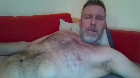 Red online show from December 2024 03:11:02 PM