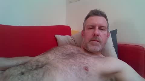 Red online show from December 2024 09:44:01 AM