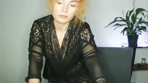 reddgirll online show from February 2025 09:19:02 PM