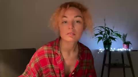 reddgirll online show from February 2025 07:36:01 PM