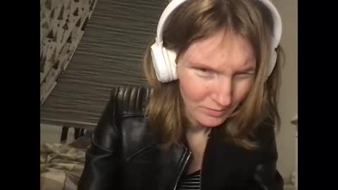 Snapshot of redfoxofficial chatting on March 2026 08:14:02 AM Redfox online show from March 2026 08:14:02 AM