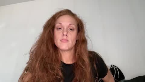 Snapshot of redheaded_fox chatting on January 2025 07:28:01 PM Redheaded Fox online show from January 2025 07:28:01 PM